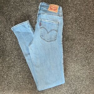 Levi’s 721 high rise skinny jeans